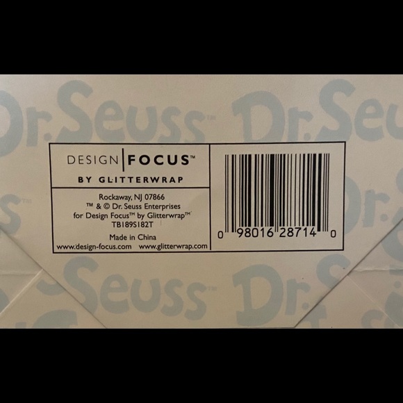 NEW Lot Of 2 Dr Seuss Gift Bags (One Fish, Etc) - Picture 9 of 9